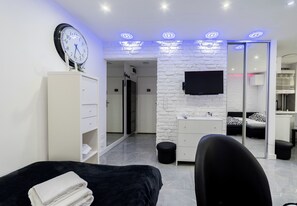 WiFi, bed sheets - Wierzbięcice Comfort Studio (Poznań)