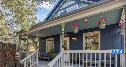 A serene retreat tucked into the heart of Crestone.