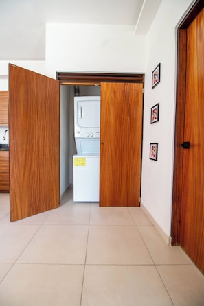 Deluxe Apartment | Living area