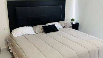 Appartement Confort, balcon | Fer et planche à repasser, Wi-Fi gratuit