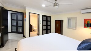 2 makuuhuonetta, silitysrauta/-lauta, ilmainen Wi-Fi, vuodevaatteet