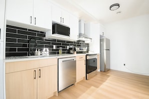 Microwave, oven, stovetop, dishwasher
