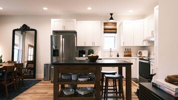 ميكروويف، فرن، موقد طهي مسطح، غسالة أطباق