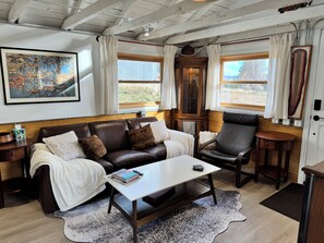 Smart-tv, pejs, bøger