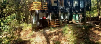 Waterfront Getaway near Houston – Kayak & Fishing