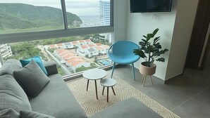 Living area - Cozy Apartment One Block from the Ocean in Salguero Beach, Santa Marta (Gaira)