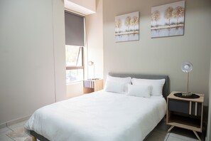 1 多间卧室、熨斗/熨衣板、WiFi、床单