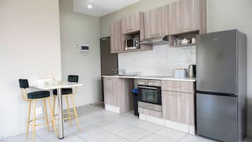 Microondas y parrilla de estufa