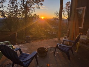 Terrace/patio - New Listing-Cozy Mountain Escape w/ Mountain View (Arden)