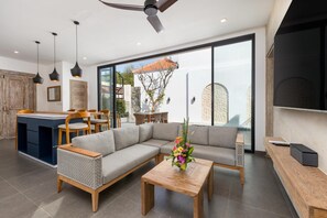 Living area - Modern Elegance in the Heart of Sanur (Sanur)