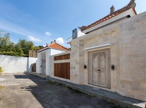 Exterior - Modern Elegance in the Heart of Sanur (Sanur)