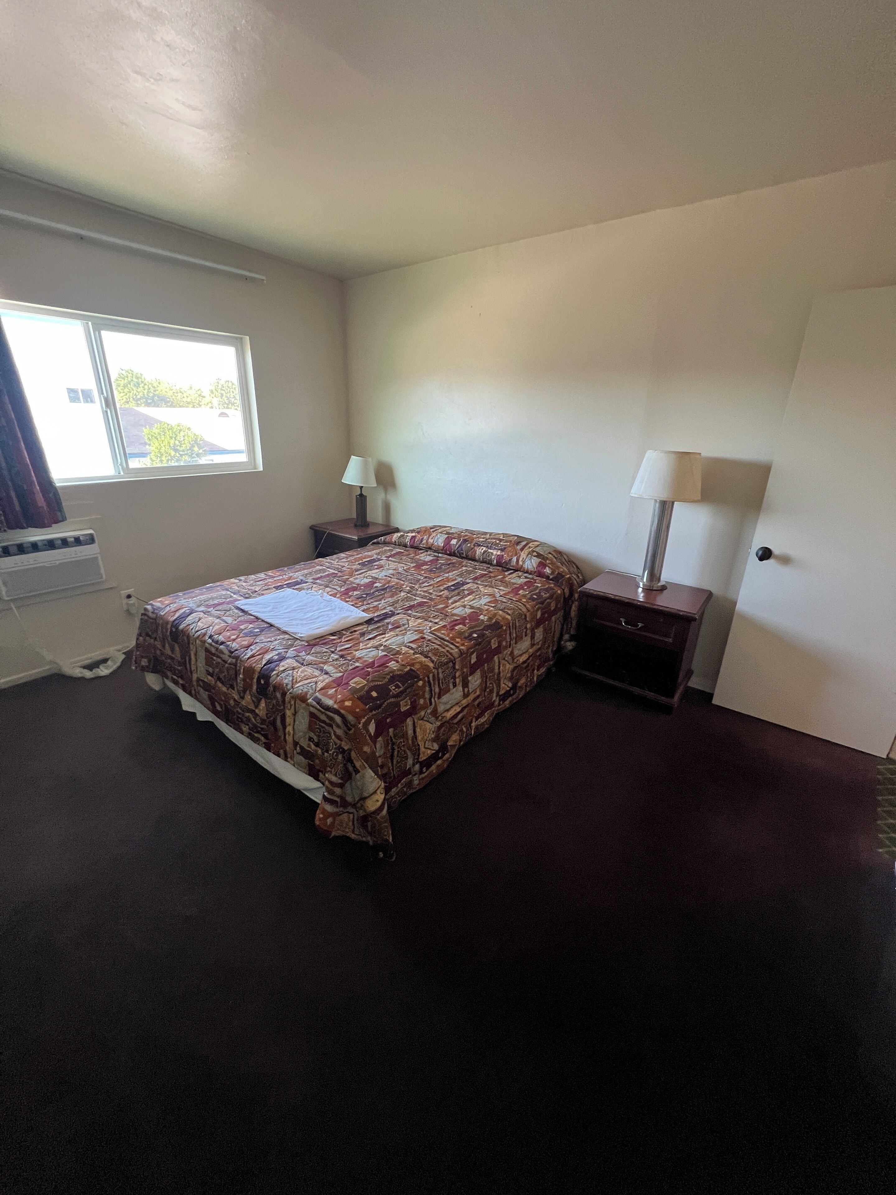 Double Room | Free WiFi