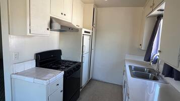 Leilighet | Eget kjøkken | Minikjøleskap og mikrobølgeovn