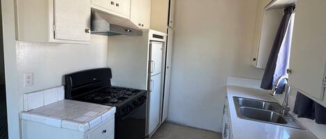 Appartement | Cuisine privée | Mini réfrigérateur, micro-ondes