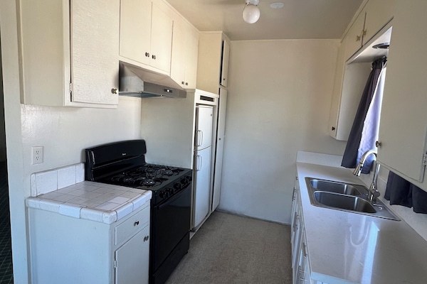 Apartment | Private kitchen | Mini-fridge, microwave
