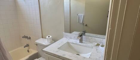 Towels, soap, shampoo, toilet paper