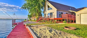 Anchors Away - Waterfront Saginaw Bay Retreat w/ Boat dock & Yard!