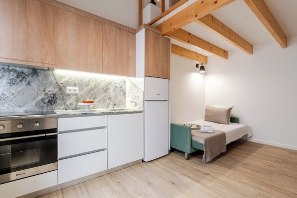 1 chambre, fer et planche à repasser, Wi-Fi gratuit, draps fournis