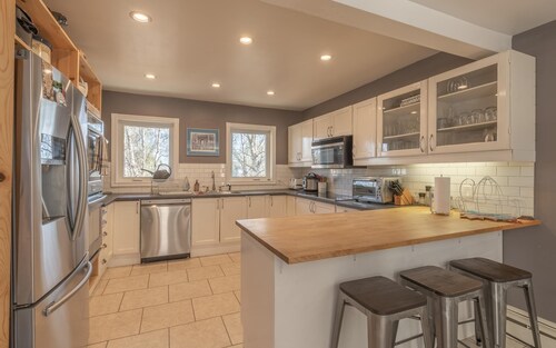 Fabulous 1-bedroom bed & breakfast in Yellowknife