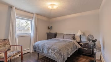 1 chambre, fer et planche Ă repasser, Wi-Fi, draps fournis