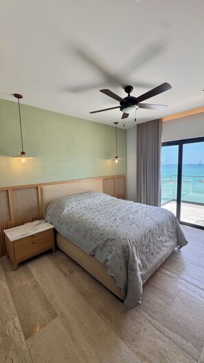 3 室のベッドルーム、WiFi、ベッドシーツ