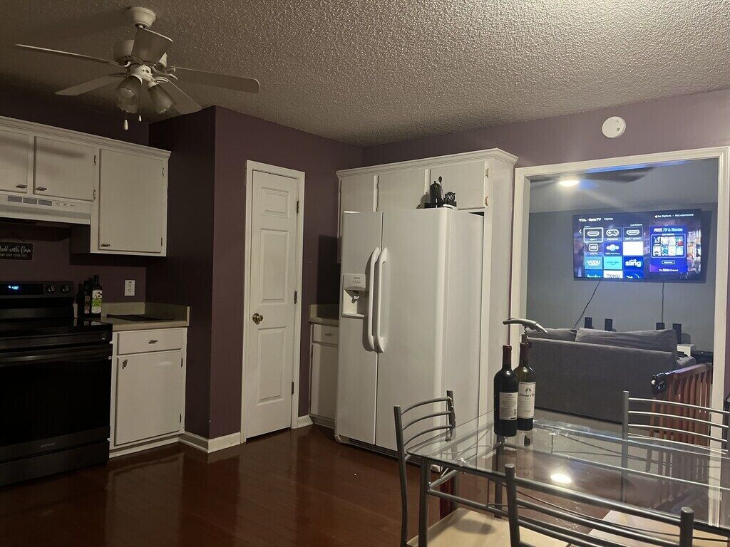 Mikrobølgeovn, ovn, kogeplade, opvaskemaskine