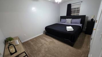 3 bedrooms, iron/ironing board, WiFi, bed sheets