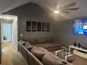 TV - Quiet & Cozy 3bd2bth home (Columbia)