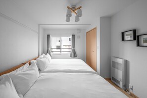 Fer et planche à repasser, accès au Wi-Fi (inclus)