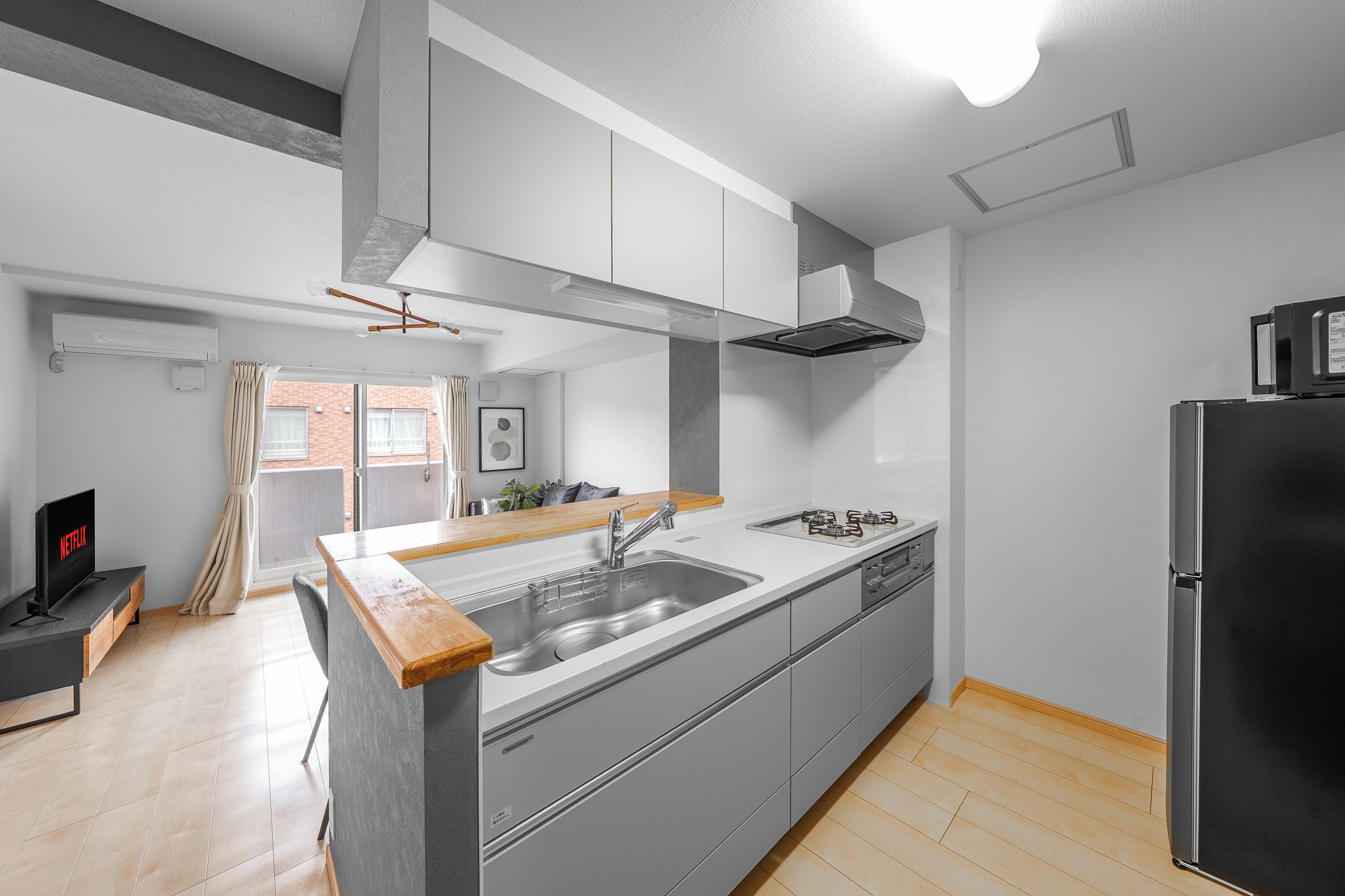 Fridge, microwave, stovetop, toaster