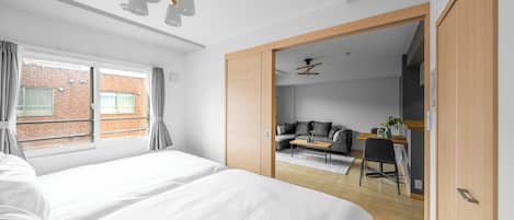 Iron/ironing board, free WiFi