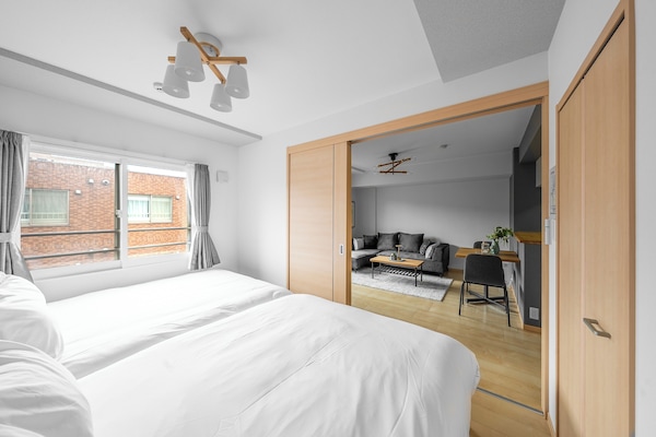 Iron/ironing board, free WiFi