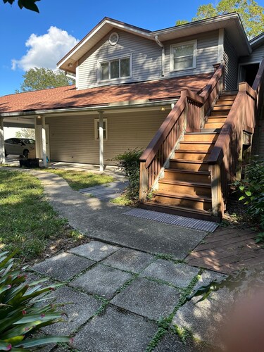 Spacious 4-Bedroom Retreat Near Downtown & San Marco – Jacksonville Charm