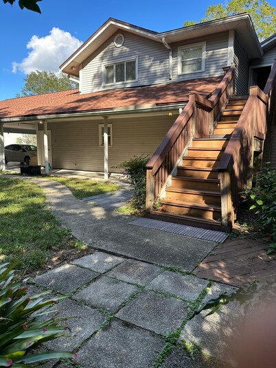 Spacious 4-Bedroom Retreat Near Downtown & San Marco – Jacksonville Charm