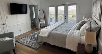 The Outlook • Scenic Views & Modern Comfort