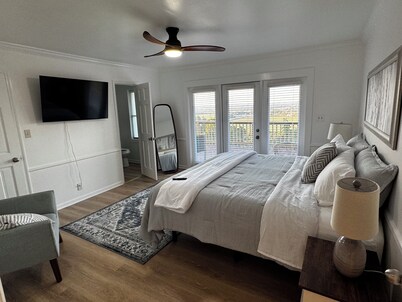 The Outlook • Scenic Views & Modern Comfort