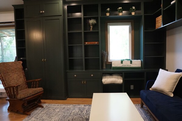 Interior - Modern Farmhouse Cottage (Walla Walla)