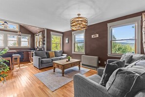 Téléviseur connecté, foyer