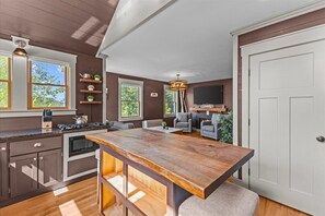 Interior - Peaceful Forest Escape by Lake Elmore (Elmore)