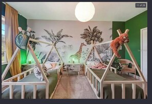 8 habitaciones, tabla de planchar con plancha y wifi gratis 