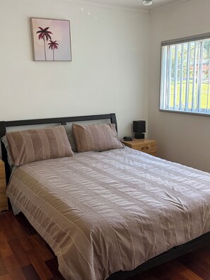 2 bedrooms, iron/ironing board
