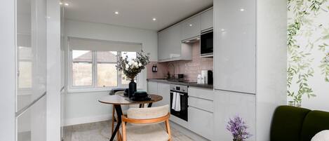 Fridge, microwave, oven, dishwasher