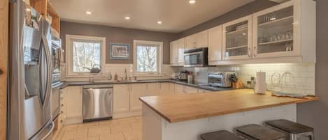 Microwave, oven, stovetop, dishwasher