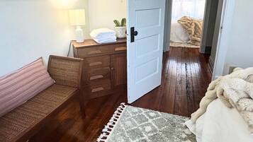 2 Schlafzimmer, Bügeleisen/Bügelbrett, WLAN, Bettwäsche