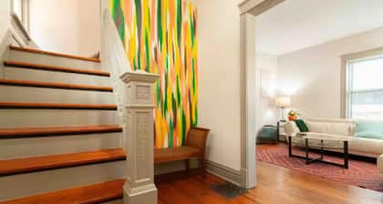 Cozy 2-bedroom house in Kansas City- Walk to Westport and Plaza