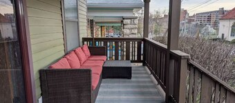 Cozy 2-bedroom house in Kansas City- Walk to Westport and Plaza