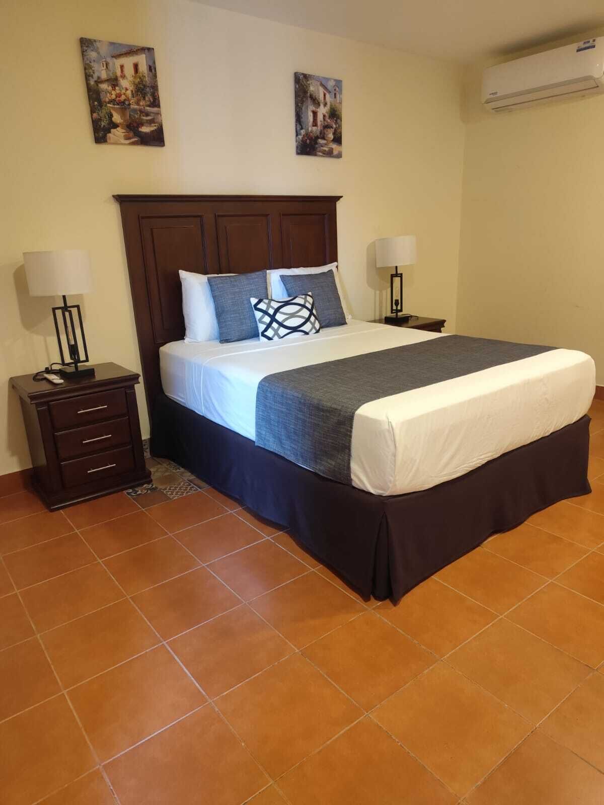 Senge med topmadrasser, individuelt design