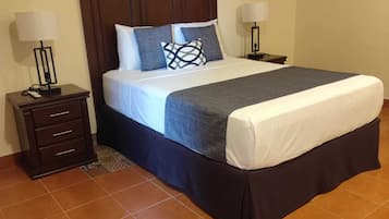 Camas con pillow-top y decoración personalizada