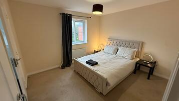 3 bedrooms, WiFi, bed sheets