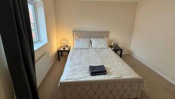 3 bedrooms, WiFi, bed sheets